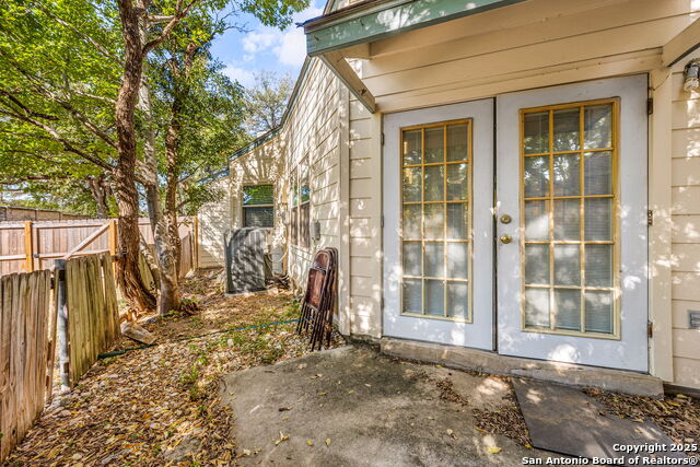 Image 26 of 38 For 8511 Echo Creek 0