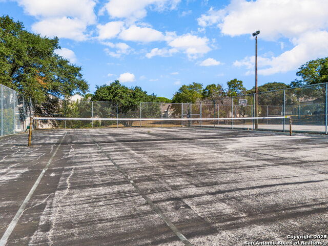 Image 33 of 38 For 8511 Echo Creek 0