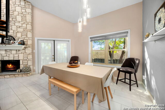 Image 9 of 38 For 8511 Echo Creek 0