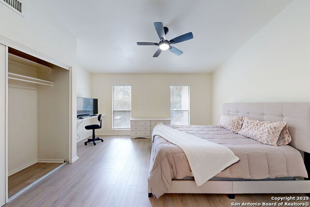 Image 10 of 29 For 8642 Fredericksburg 106