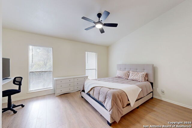 Image 13 of 29 For 8642 Fredericksburg 106