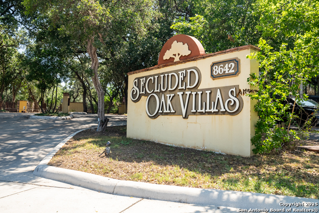 Image 27 of 29 For 8642 Fredericksburg 106