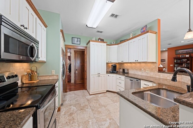 Listing photo id 10 for 130 Mull Rd.