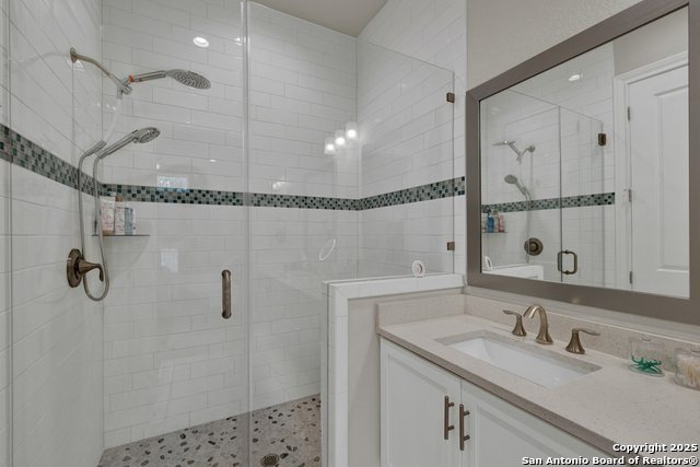 Listing photo id 10 for 777 Academy N