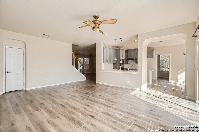 Image 3 of 11 For 22302 Mesa Path