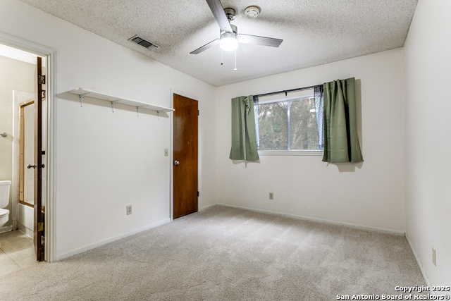 Listing photo id 23 for 16246 Bear Run