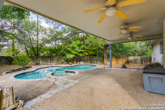 Listing photo id 29 for 16246 Bear Run