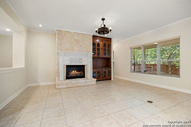 Image 21 of 51 For 4522 Grass Fight