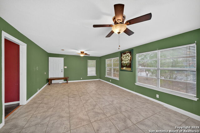 Image 16 of 40 For 1703 San Casimiro