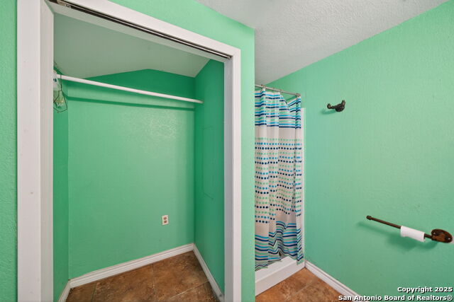 Image 30 of 40 For 1703 San Casimiro