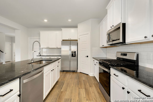 Image 7 of 14 For 9615 Nubuck Branch