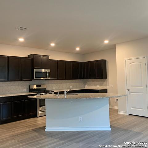 Image 8 of 20 For 807 House Sparrow