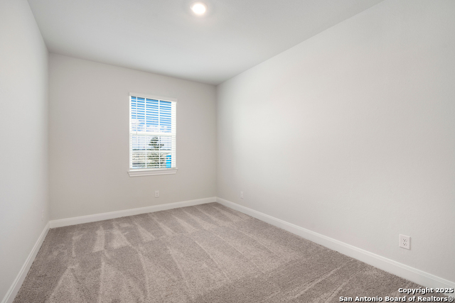 Image 12 of 15 For 9508 Dassler Springs