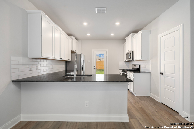 Image 6 of 15 For 9508 Dassler Springs