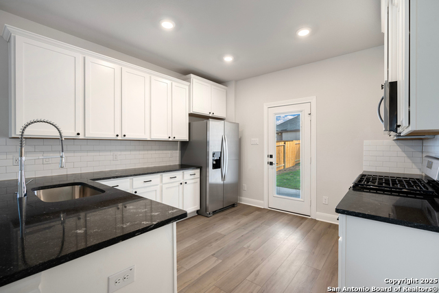 Image 8 of 15 For 9508 Dassler Springs