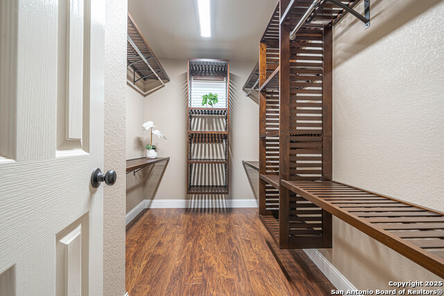 Listing photo id 11 for 116 Running Brook