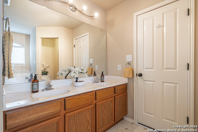 Listing photo id 14 for 116 Running Brook