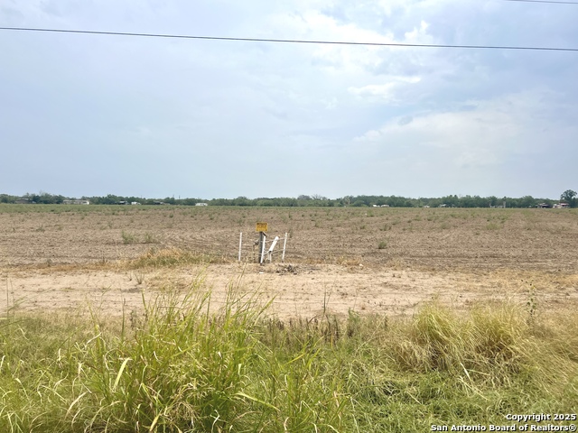 Listing photo id 1 for 0 S Fm117  