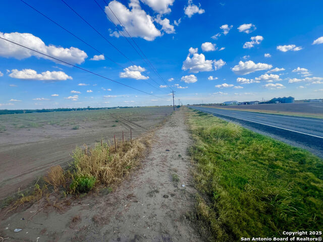 Listing photo id 2 for 0 S Fm117  