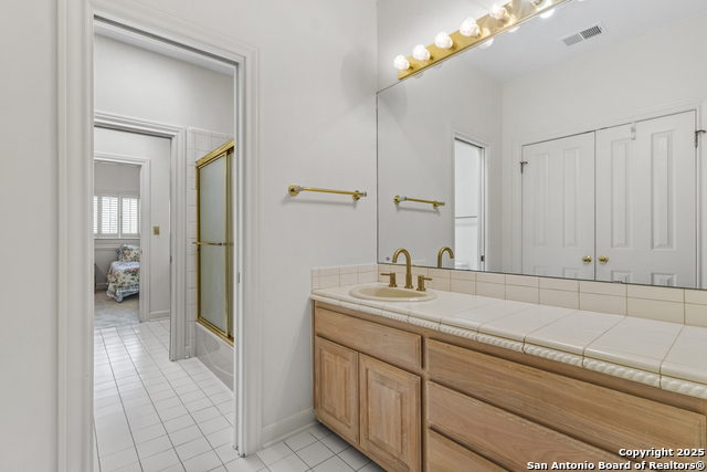 Image 31 of 32 For 15 Villa Verde