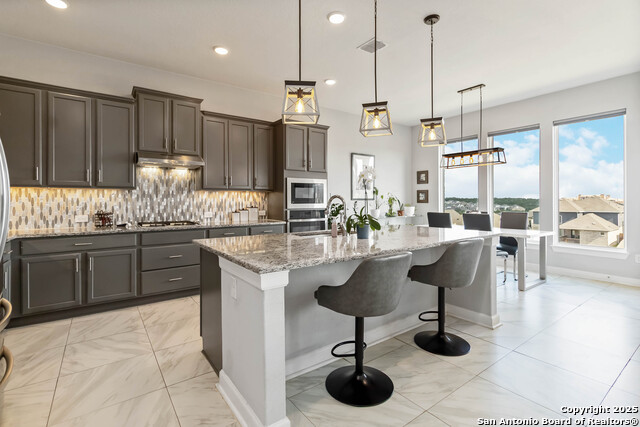 Image 13 of 38 For 3810 Nublado