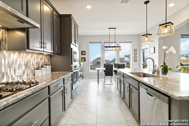 Image 19 of 38 For 3810 Nublado