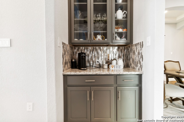 Image 8 of 38 For 3810 Nublado