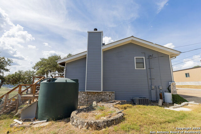 Listing photo id 1 for 314 Sunset  