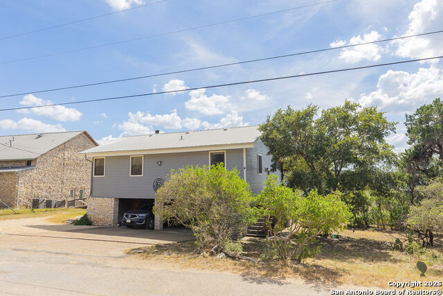 Listing photo id 19 for 309 & 314 Sunset