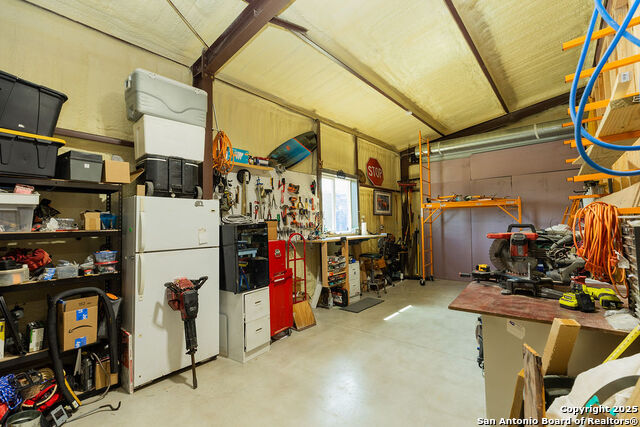 Listing photo id 24 for 309 & 314 Sunset