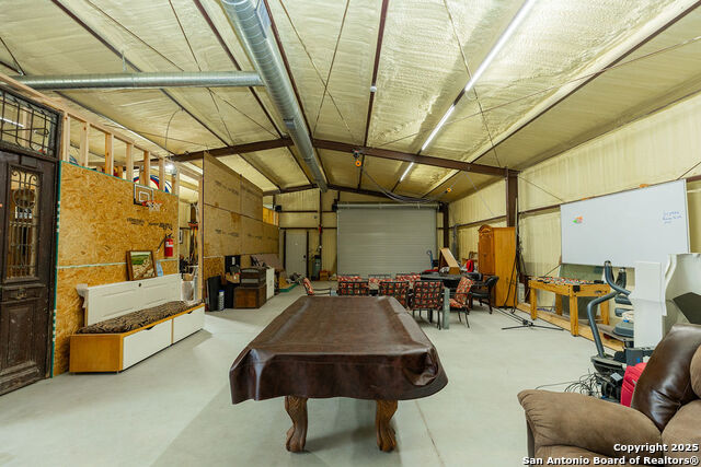 Listing photo id 27 for 309 & 314 Sunset