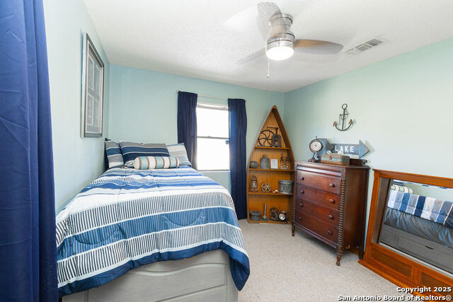 Listing photo id 5 for 309 & 314 Sunset