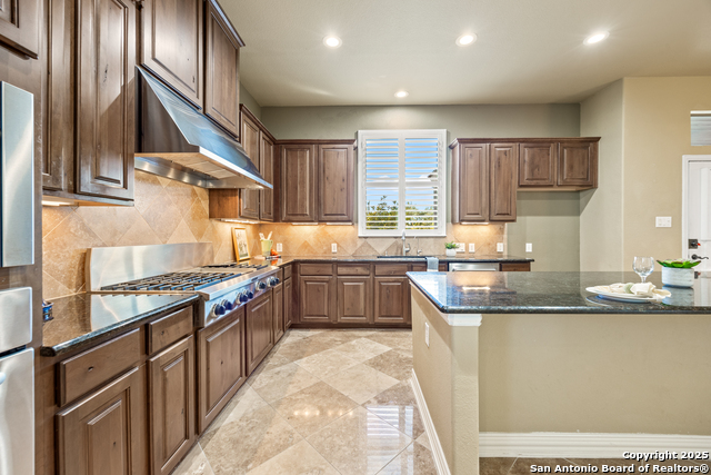 Image 17 of 61 For 8202 Plum Valley