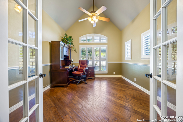 Image 24 of 61 For 8202 Plum Valley