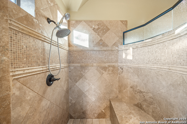 Image 25 of 61 For 8202 Plum Valley