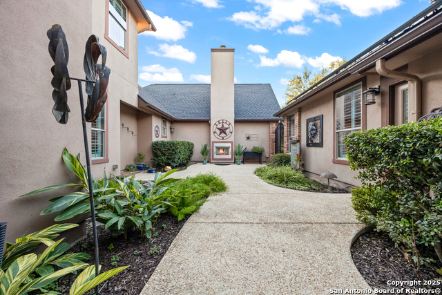 Image 39 of 61 For 8202 Plum Valley