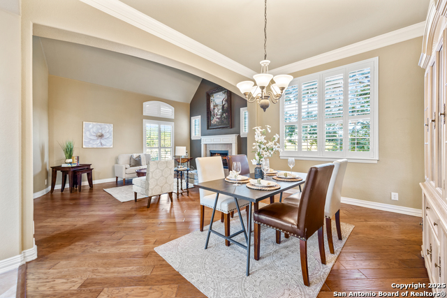 Image 9 of 61 For 8202 Plum Valley