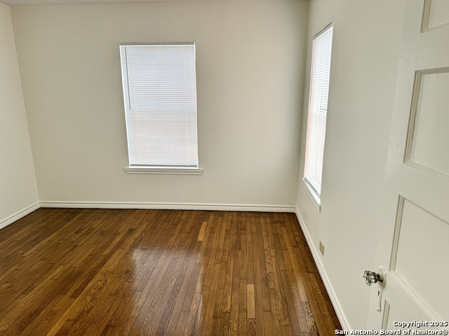 Image 12 of 24 For 513 Eleanor  