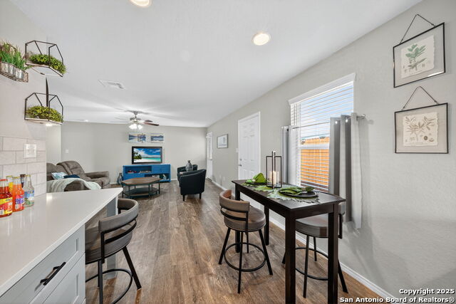 Image 11 of 27 For 14911 Cologne Mill