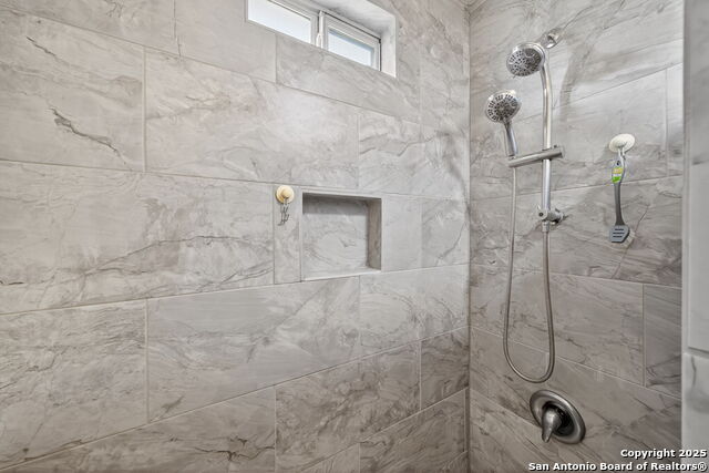 Image 17 of 27 For 14911 Cologne Mill