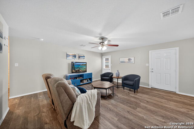 Image 6 of 27 For 14911 Cologne Mill