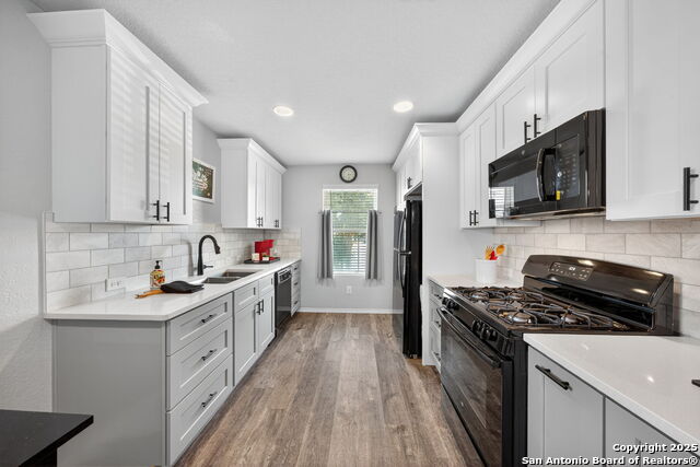 Image 9 of 27 For 14911 Cologne Mill