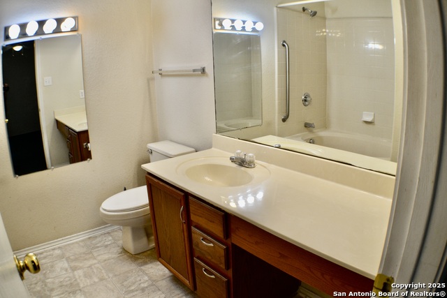 Image 14 of 22 For 6726 Benke Farm