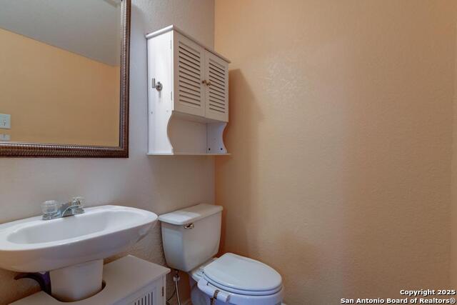 Image 15 of 33 For 6135 Donely Pl