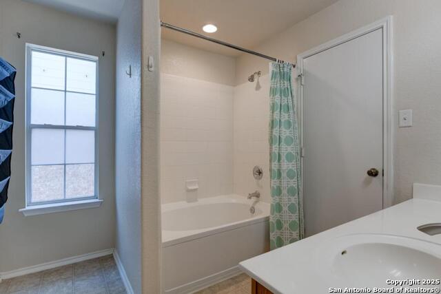 Image 18 of 33 For 6135 Donely Pl