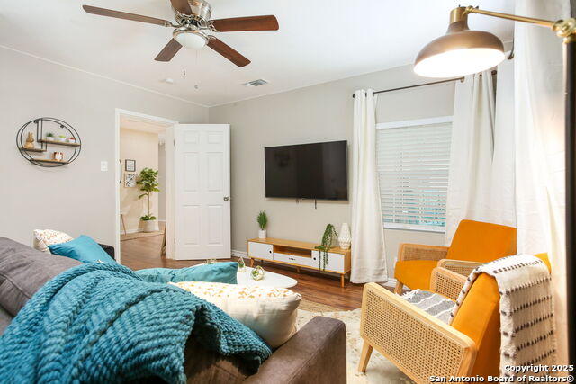 Listing photo id 20 for 119 Park