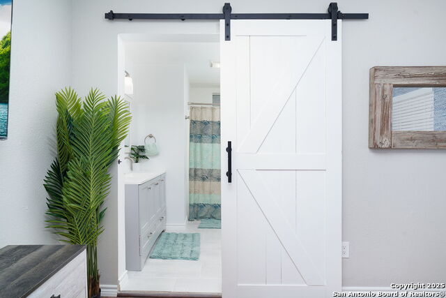 Listing photo id 29 for 119 Park