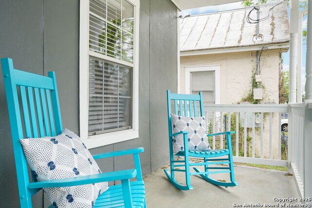 Listing photo id 2 for 119 Park