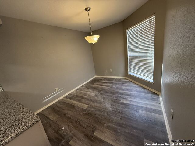 Image 4 of 14 For 4918 Ali Ave #2