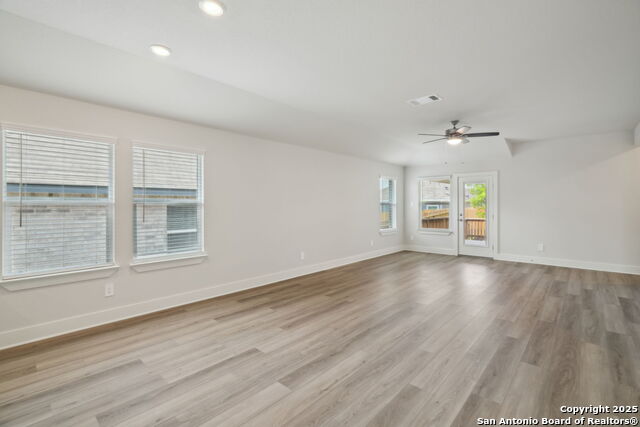 Image 10 of 35 For 14527 Rainwater Trail